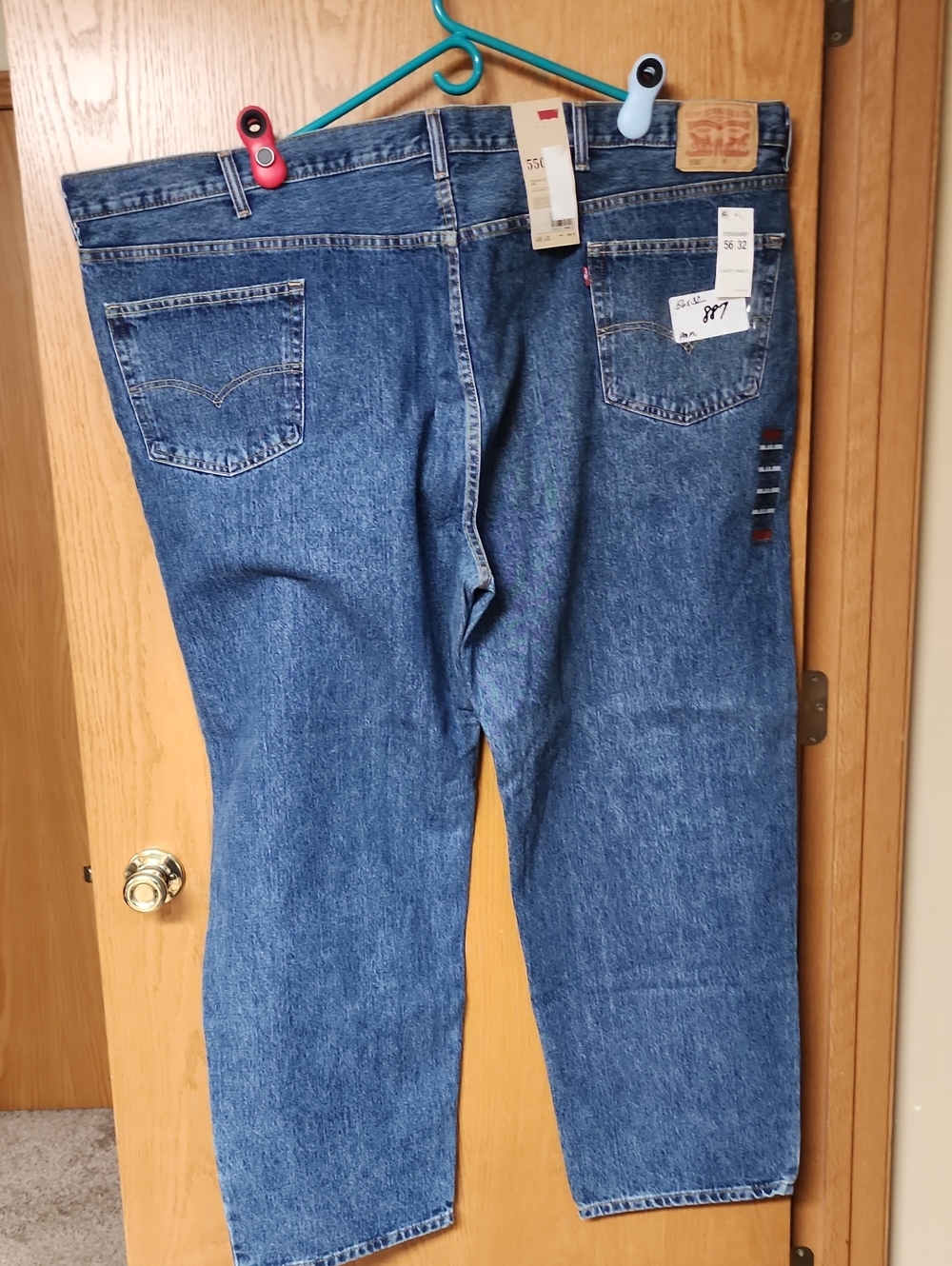 Levi's 550 Classic Relaxed Fit Men's Jeans - Blue 56x32 nwt number 887